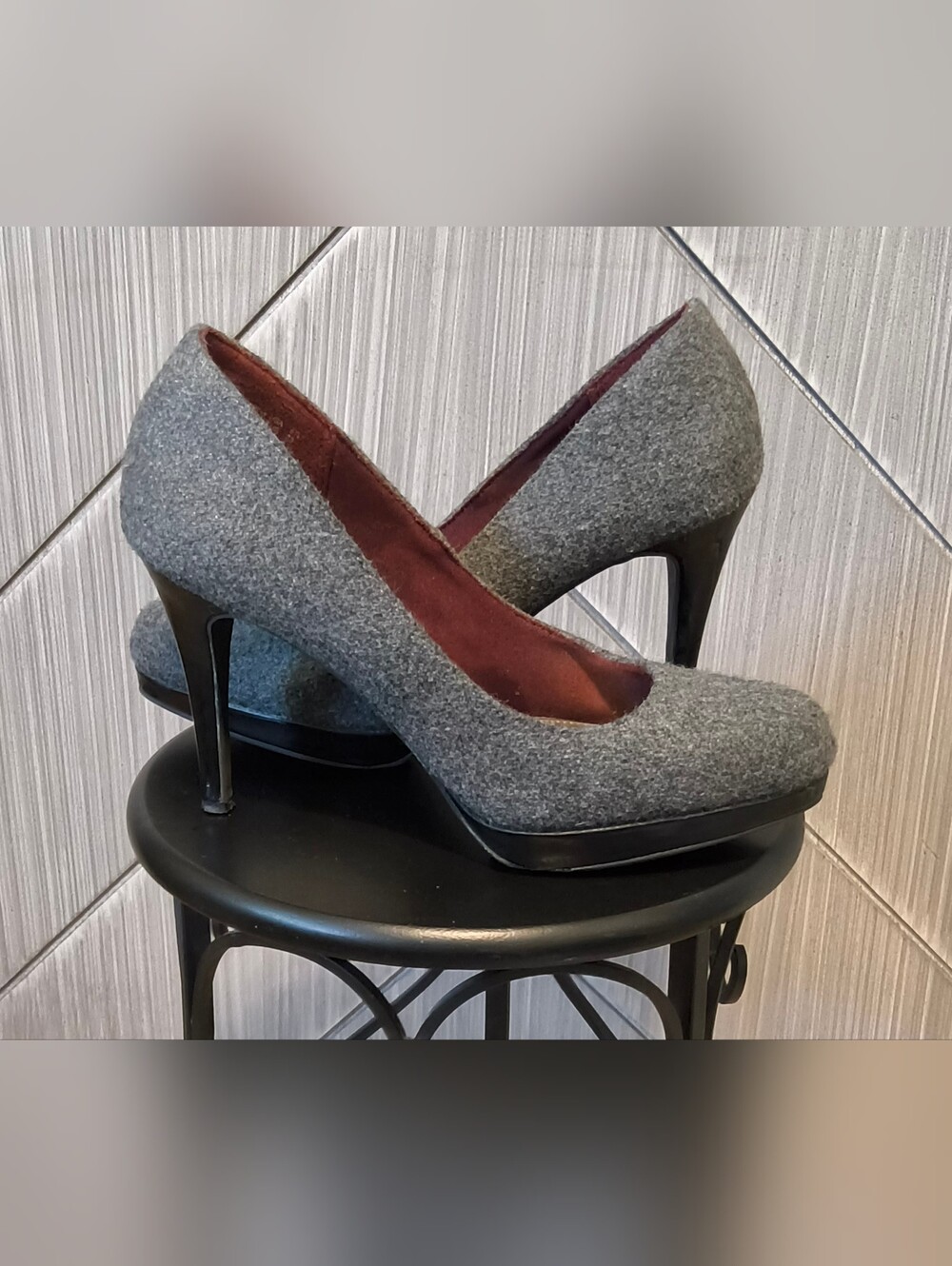 Christian Siriano 6 1/2 Gray Tweed Platform Stiletto Pumps Heels